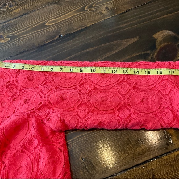 Red Lace Open Front Cardigan - Picture 5 of 11